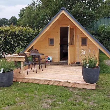 Het Smitske Кемпинг